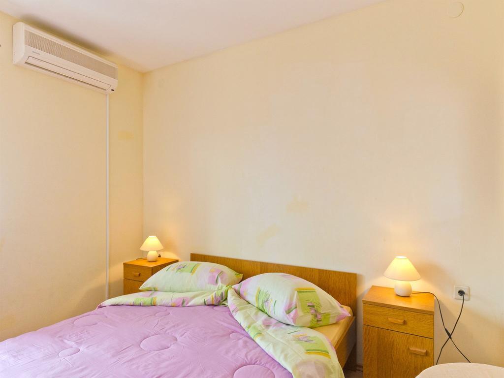 Apartments Srhoj สตารีกราด ภายนอก รูปภาพ