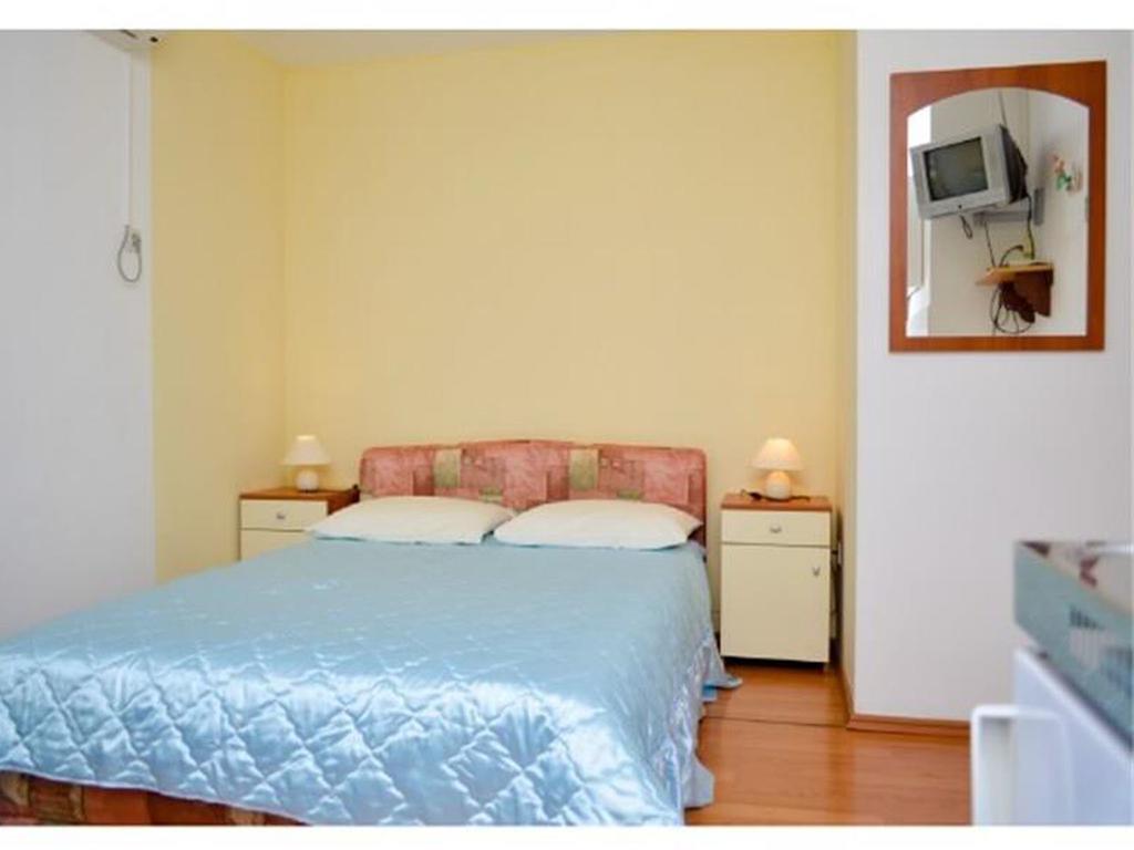 Apartments Srhoj สตารีกราด ภายนอก รูปภาพ
