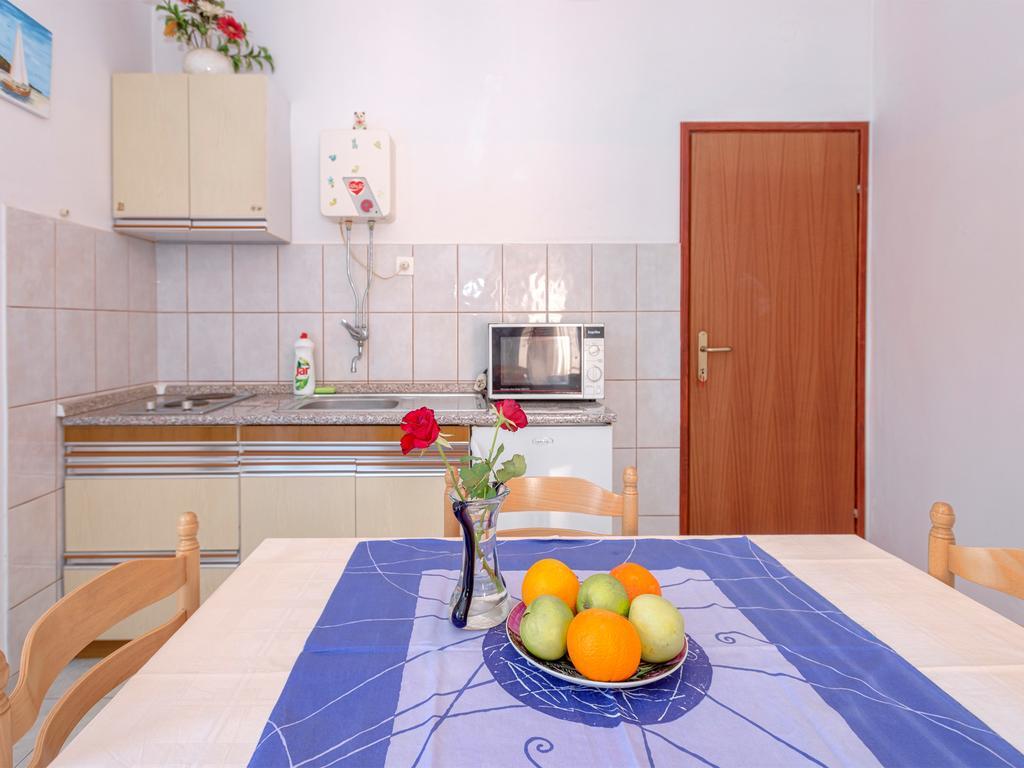 Apartments Srhoj สตารีกราด ภายนอก รูปภาพ