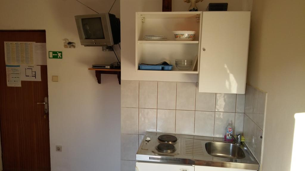 Apartments Srhoj สตารีกราด ภายนอก รูปภาพ